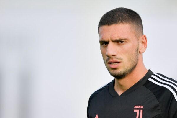 Merih Demiral: Bek Kuat yang Pernah Membela Juventus