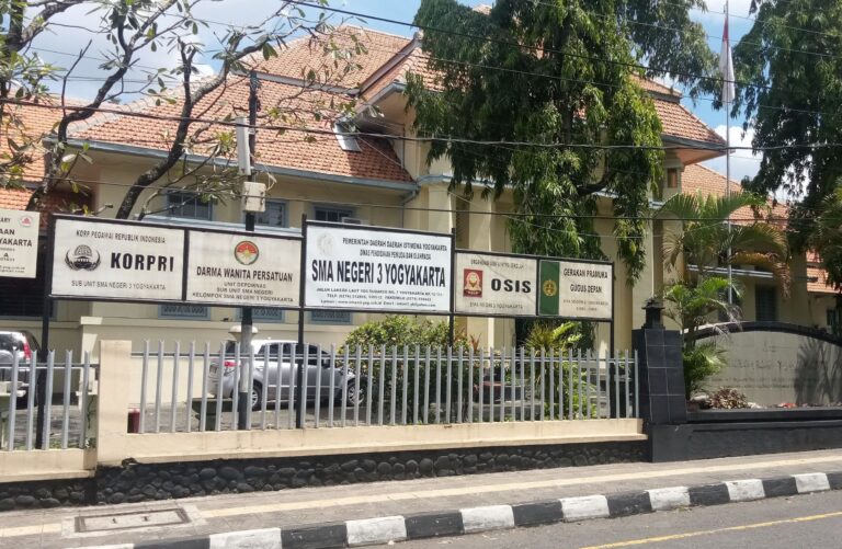 Mengenal Sekolah Terbaik SMAN 3 Yogyakarta yang Unggul