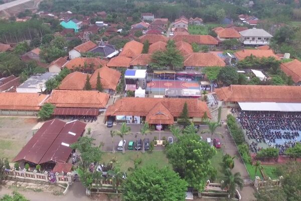 SMAN 1 Kaliwungu: Sekolah Terbaik dengan Fasilitas Unggul